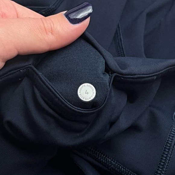 Lululemon Fast and Free Legging 25” - Picture 4 of 6